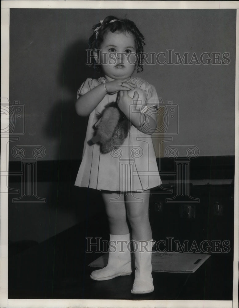 1935 Press Photo Patsy Doris May at 20 Months, Hal Roach Studios - Historic Images