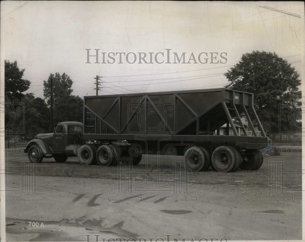 1950 Press Photo New truck developed by Marion Metal Products Company - Historic Images