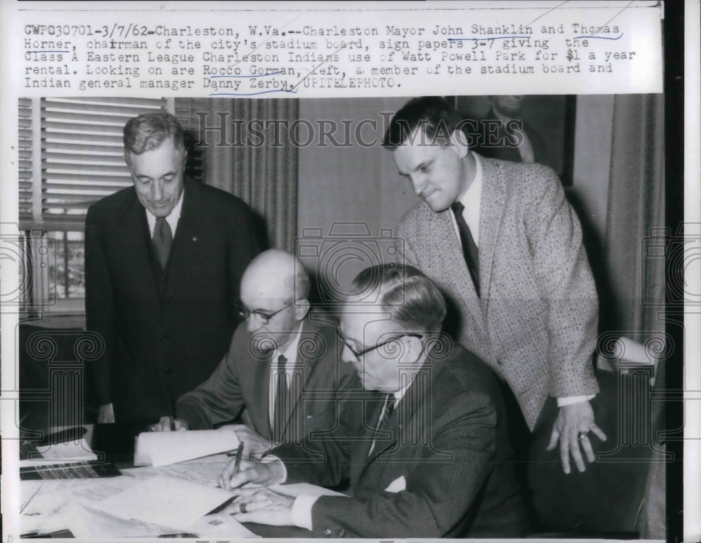 1962 Press Photo Charleston Mayor John Shanklin & Thomas Horner - nea32789 - Historic Images