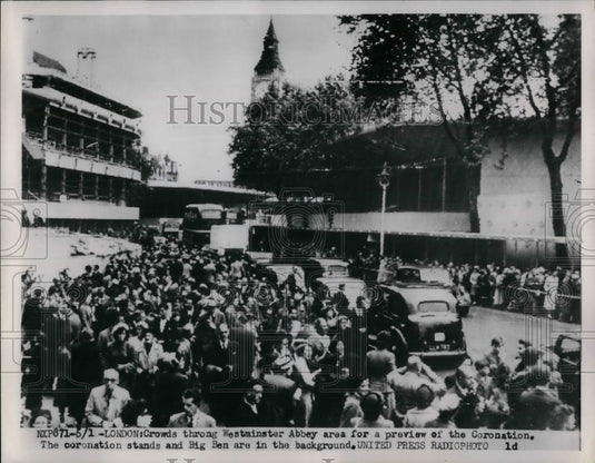 1953 Press Photo Coronation crowds at Westminster Abbey in London, UK - Historic Images