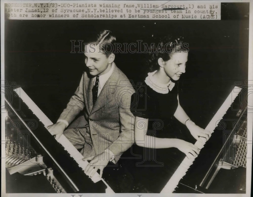 1948 Press Photo Piano Playing Siblings William And Janet Harcourt - Historic Images