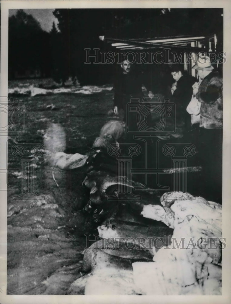 1949 Press Photo Southwestern Britich Columbia after emergency cabinet meeting - Historic Images