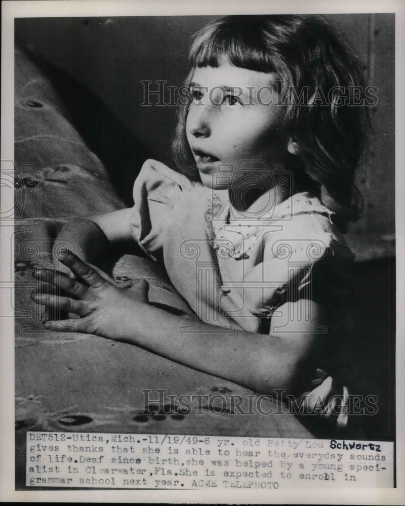 1949 Press Photo Betty Lou Schwartz Deaf Since Birth - Historic Images
