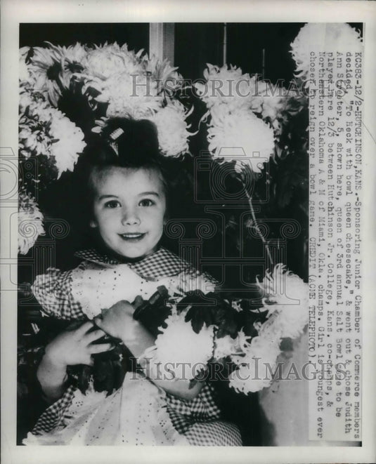 1949 Press Photo Judith Ann Strater Jr Chamber of Commerce Sponsoring - Historic Images