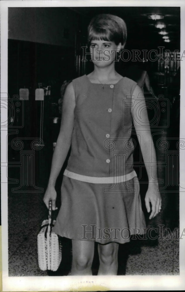 1968 Press Photo Mrs. Jean Shelby, Former Go-Go Dancer in Divorce Case - Historic Images
