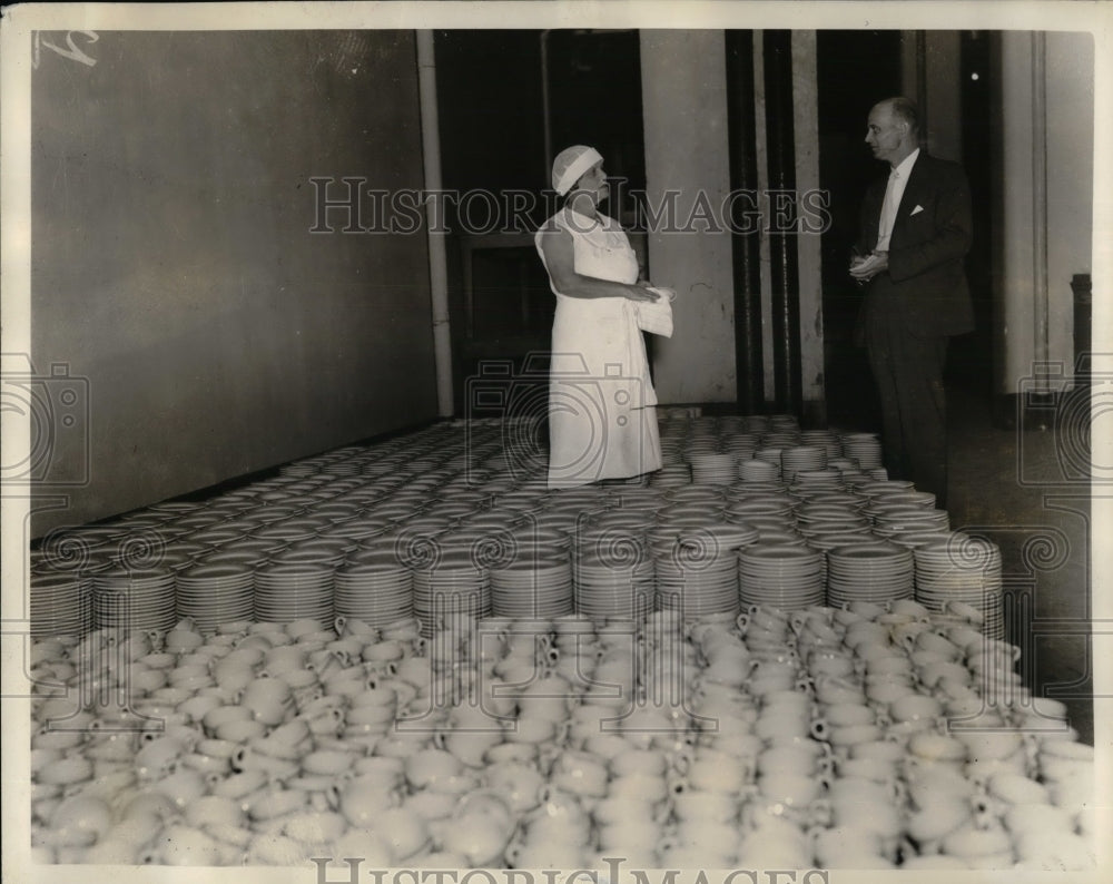 1936 Press Photo 30,000 Pieces of Crockery To Feed Delegates of 52 Countries - Historic Images