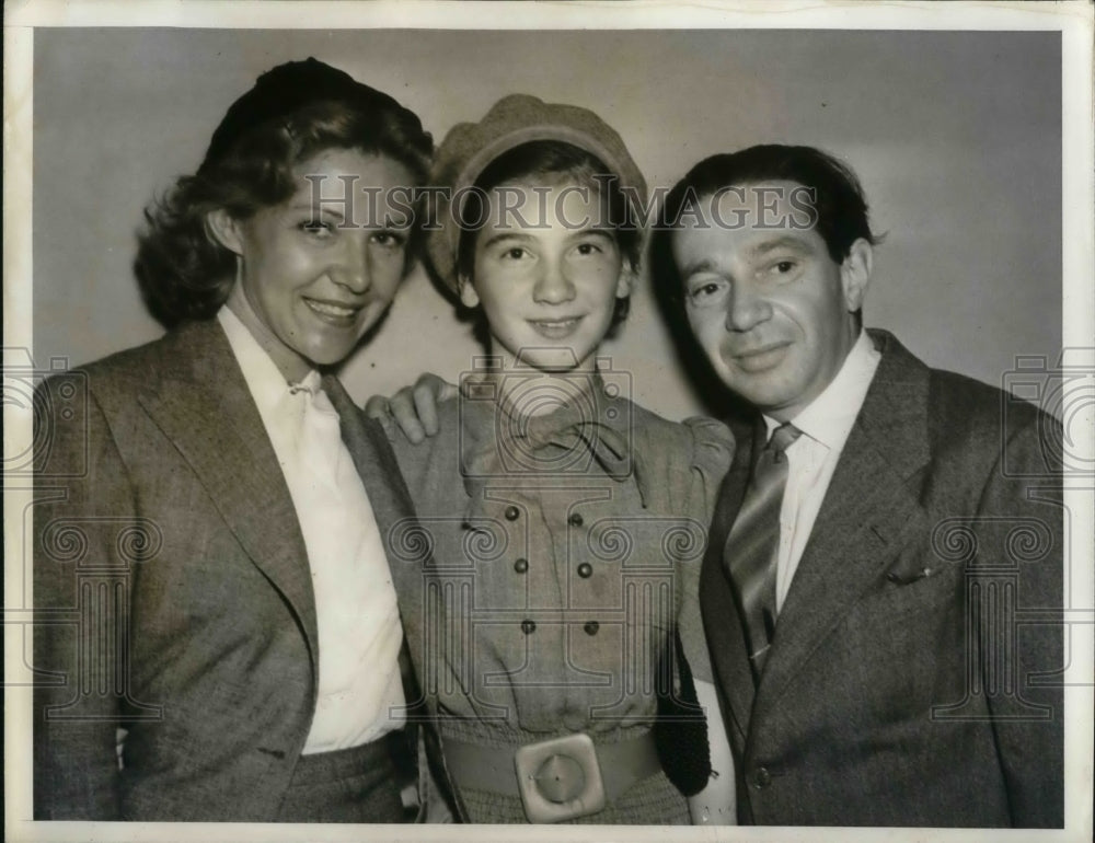 1938 Press Photo Song Writer Suit for Support of Daughter - Historic Images