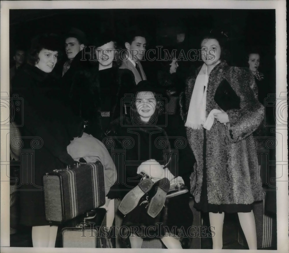 1941 Press Photo Lefevre, Wayland, Jones at Dartmouth College Winter Carnival - Historic Images