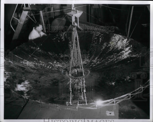 1961 Press Photo Model Of Space Mirror By Ryan Aeronautical Company - nea34372-Historic Images
