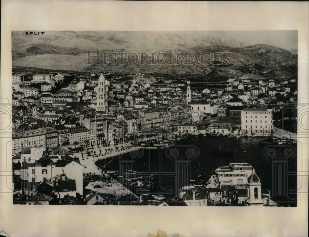 1941 Press Photo Jugoslav Port of Plalto Taken by Italians - Historic Images