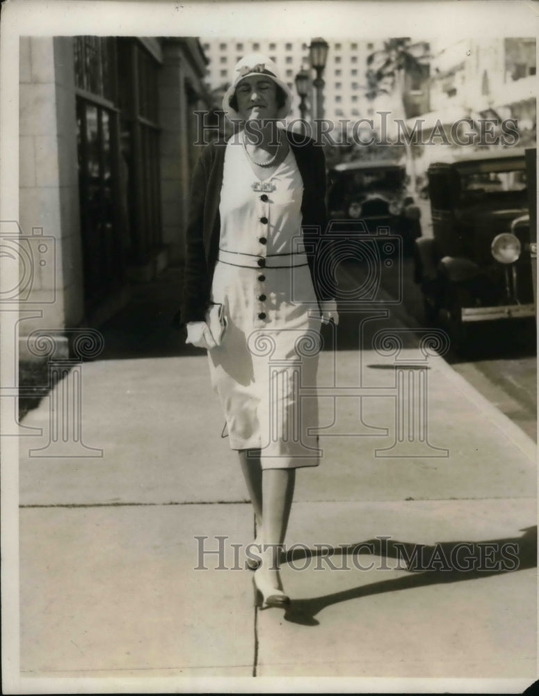 1930 Press Photo MArie Louise Hiscoe Vacations In Palm Beach, FL - Historic Images