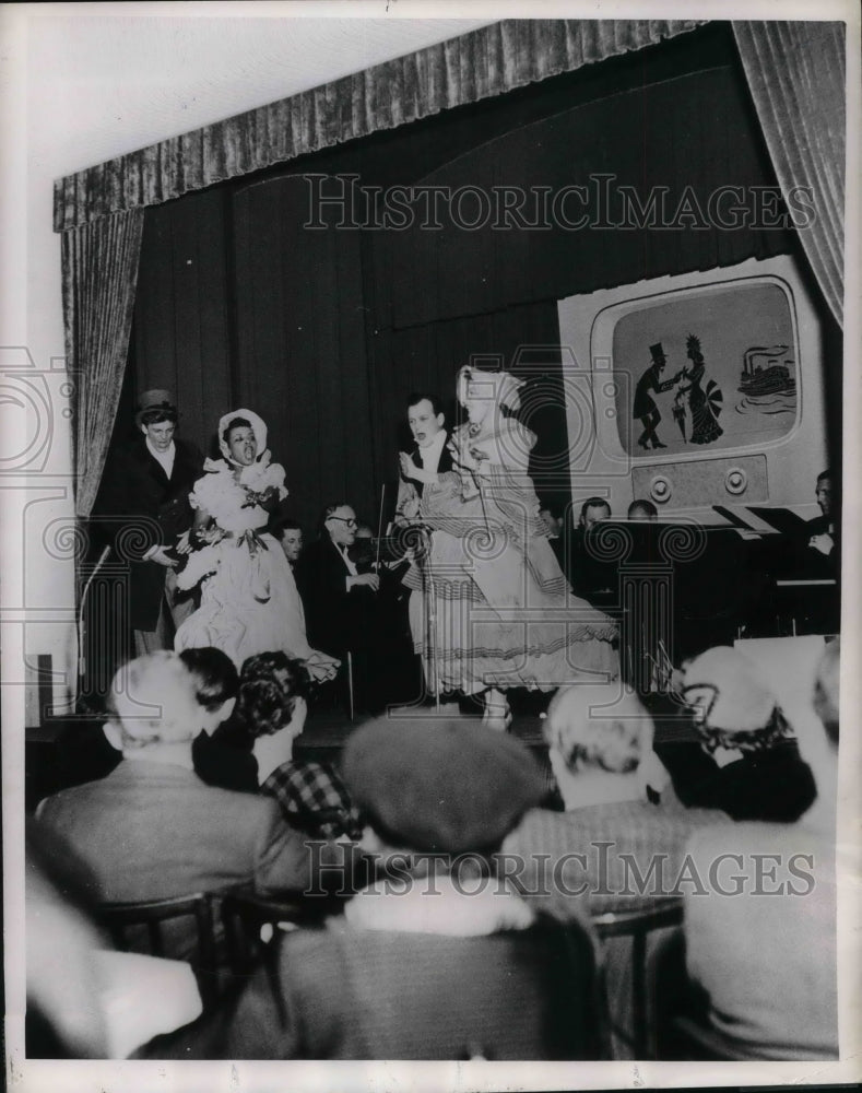 1954 Press Photo &quot;Broadway Singers&quot; K Engen,O Moorefield,A Carfagnini,Pegora - Historic Images