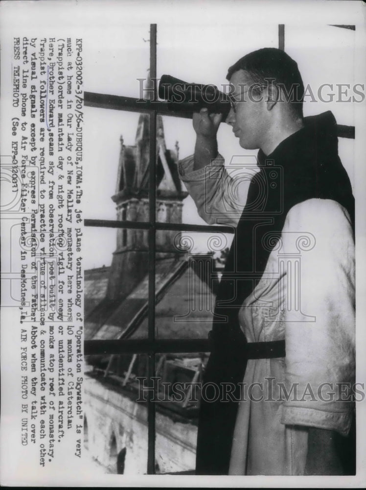 1956 Press Photo Brother Edward of New Mellary Monastary monitores sky traffic-Historic Images