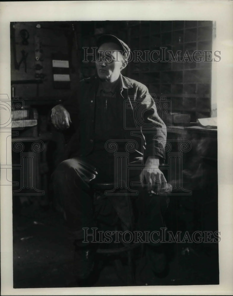 1933 Mr E. J. Meyers of Omaha, Nebraska - Historic Images