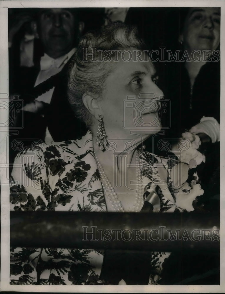 1940 Press Photo Mrs Robert Schey at Madison Square Garden horse show - Historic Images