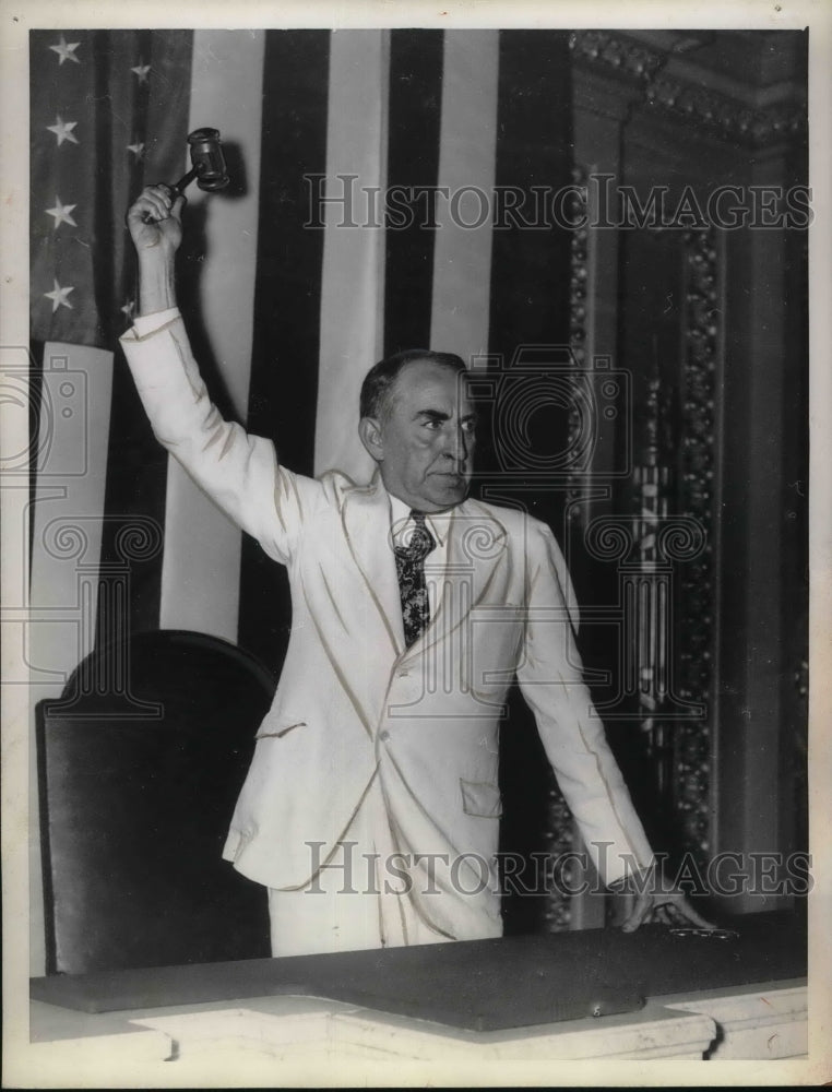 1936 Press Photo Man with Gavel - Historic Images