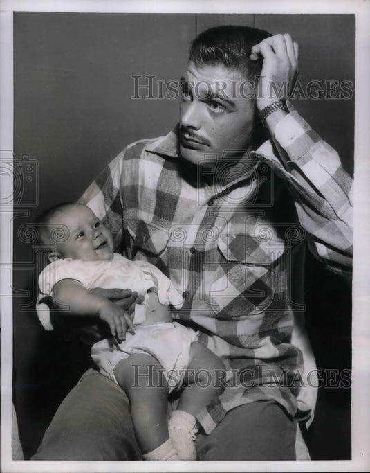 1954 Press Photo Dale Vogelson, Marilyn Kay Eakin, One-Act Play in Mechanicsburg - Historic Images