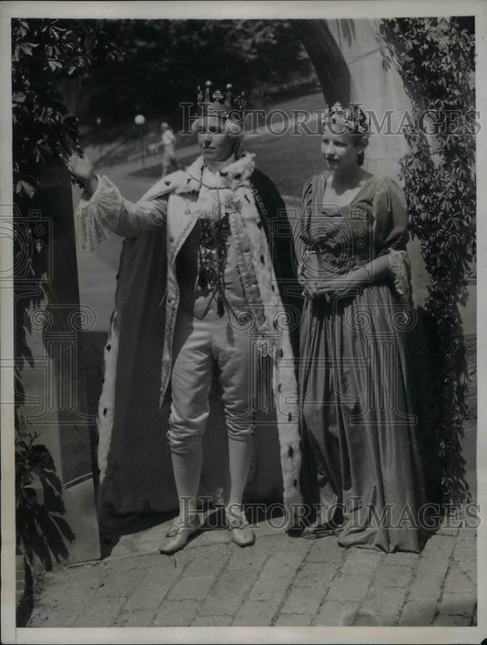 1934 Bryn Mawr, Pa, school play, S Morse & J Hopkinson  - Historic Images