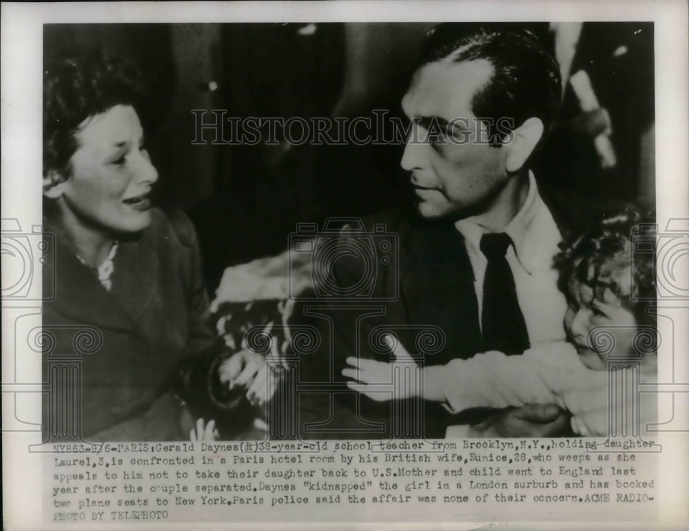 1950 Press Photo Gerald Daynes Confronted By Wife Eunice Over Daughter&#39;s Custody - Historic Images