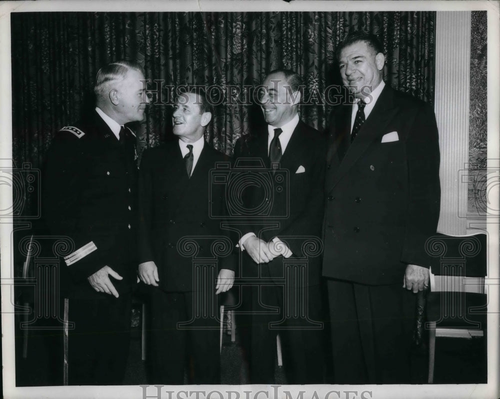 1952 Press Photo Men Honored By Massachusetts Committee of Catholics - nea35004 - Historic Images