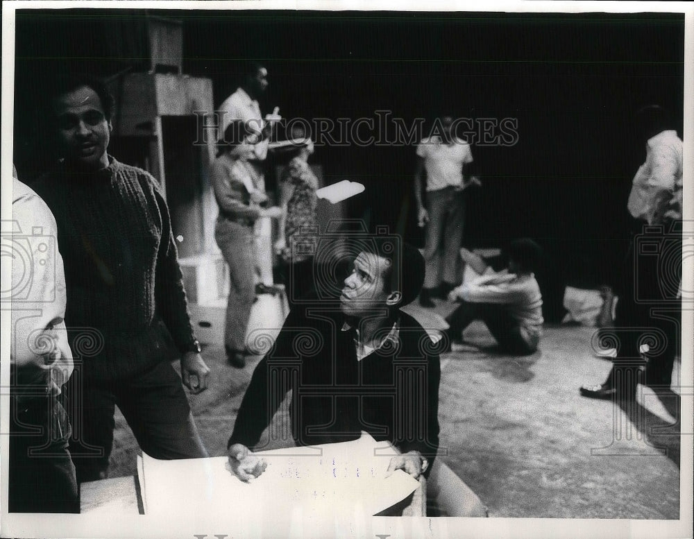 1968 Press Photo &quot;The Song of the Lusitania Bogey&quot; Hooks &amp; Louis Johnson - Historic Images