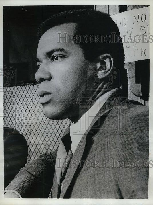 1968 Press Photo Robert Hooks American Movie Television Stage Actor NYPD Drama - Historic Images