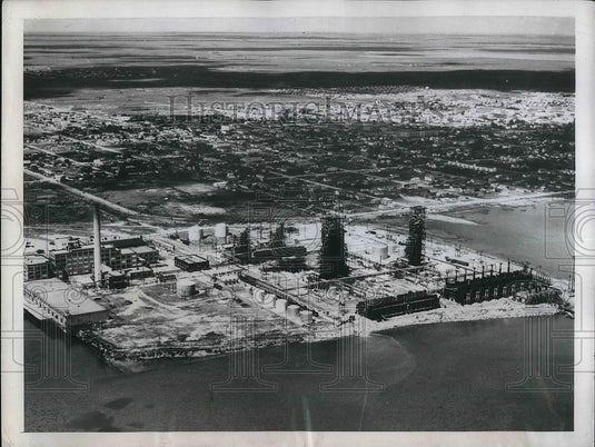 1947 Press Photo Aerial View of Texas City Texas Monsanto Chemical Company Plant - Historic Images