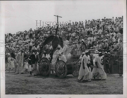1930 Press Photo Annual Class Day parade at Princeton U in N.J. - nea35767 - Historic Images
