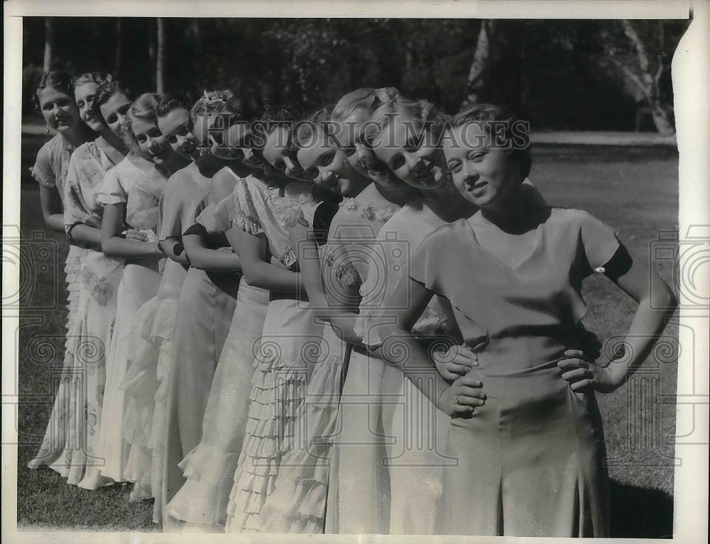 1933 Press Photo &#39;Beauty Brigade&quot; in Tournament of Roses in Pasadena - nea35814 - Historic Images