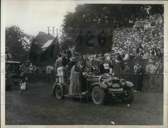 1932 Press Photo Volunteer Firemen of Class of 1926 in Princeton Alumni Parade - Historic Images