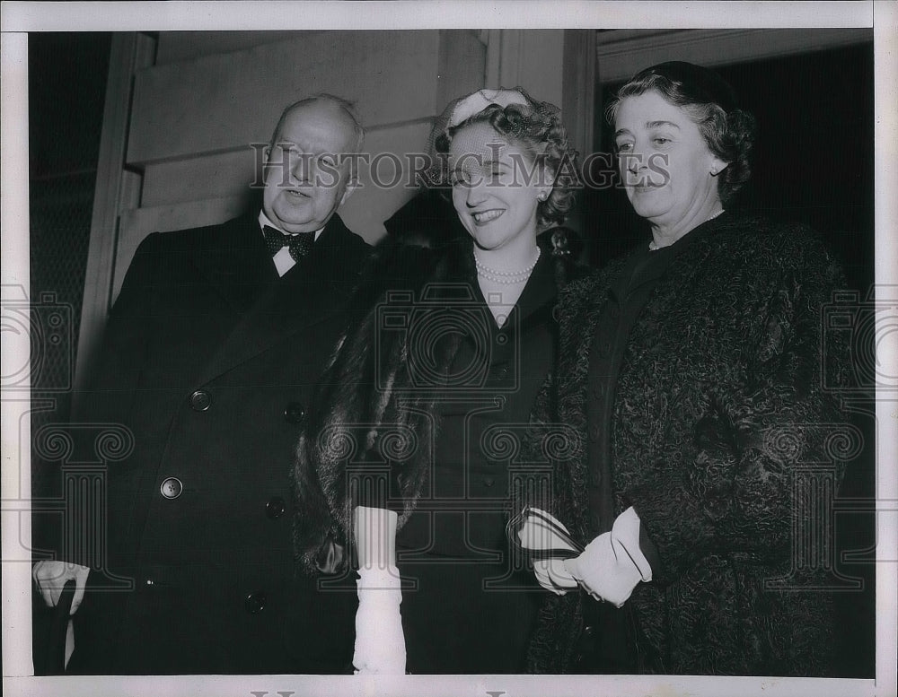 1952 Press Photo Walter Gifford US Ambassador Mrs. Gifford, Margaret Truman - Historic Images