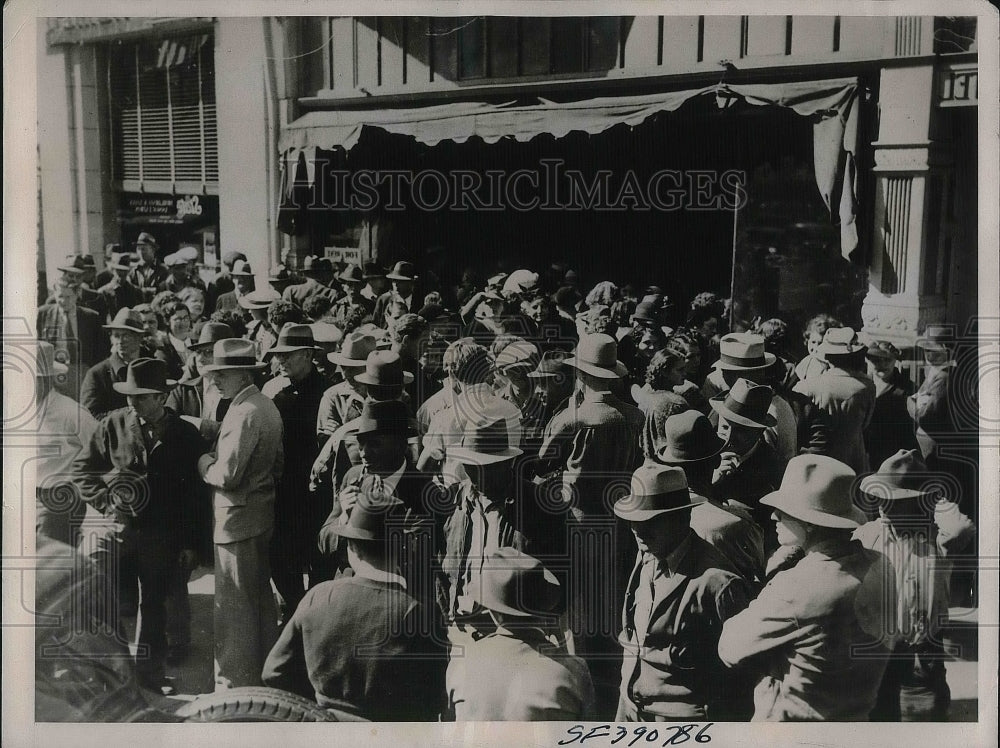 1937 Merchants &amp; Farmers Deputized Ag Union Strike End Stockton, CA - Historic Images