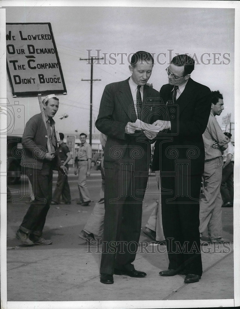 1940 Press Photo Lou Michener of UAW &amp; Walter Smethurst of CIO - nea36208 - Historic Images