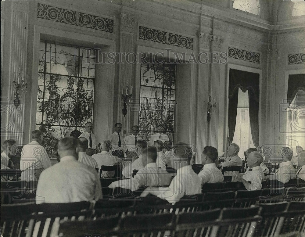 1922 Press Photo Meeting of United Mine Workers, Sec Davis & Hoover - nea36434 - Historic Images