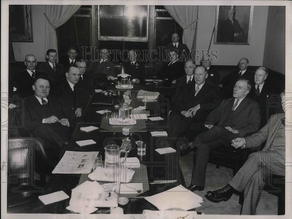 1936 Press Photo Coal miners strike in Pa. reps at meeting to end strike - Historic Images