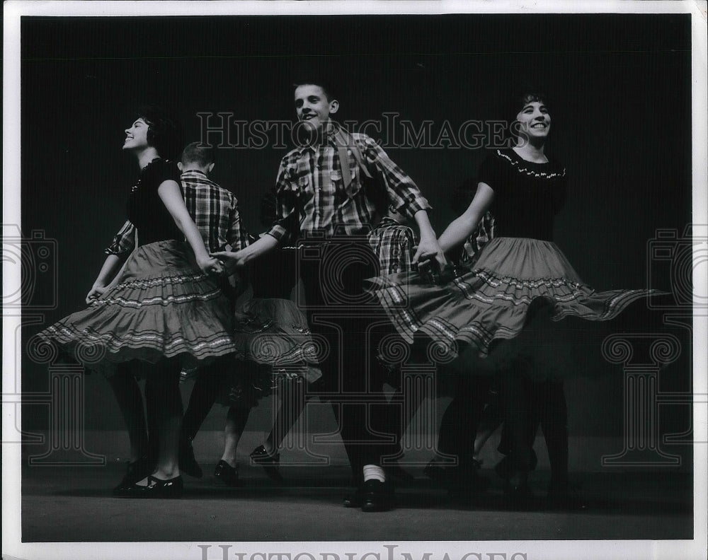 1961 Press Photo Square Dancers In &quot;Five Star Jubilee&quot;-Historic Images