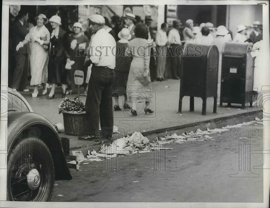 1933 Press Photo Litter Lines  Streets Of Los Angeles, California - Historic Images