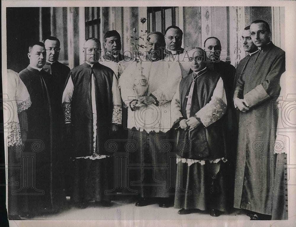 1937 Press Photo Pope Pius XI To Present Queen Elena With Golden Rose - Historic Images