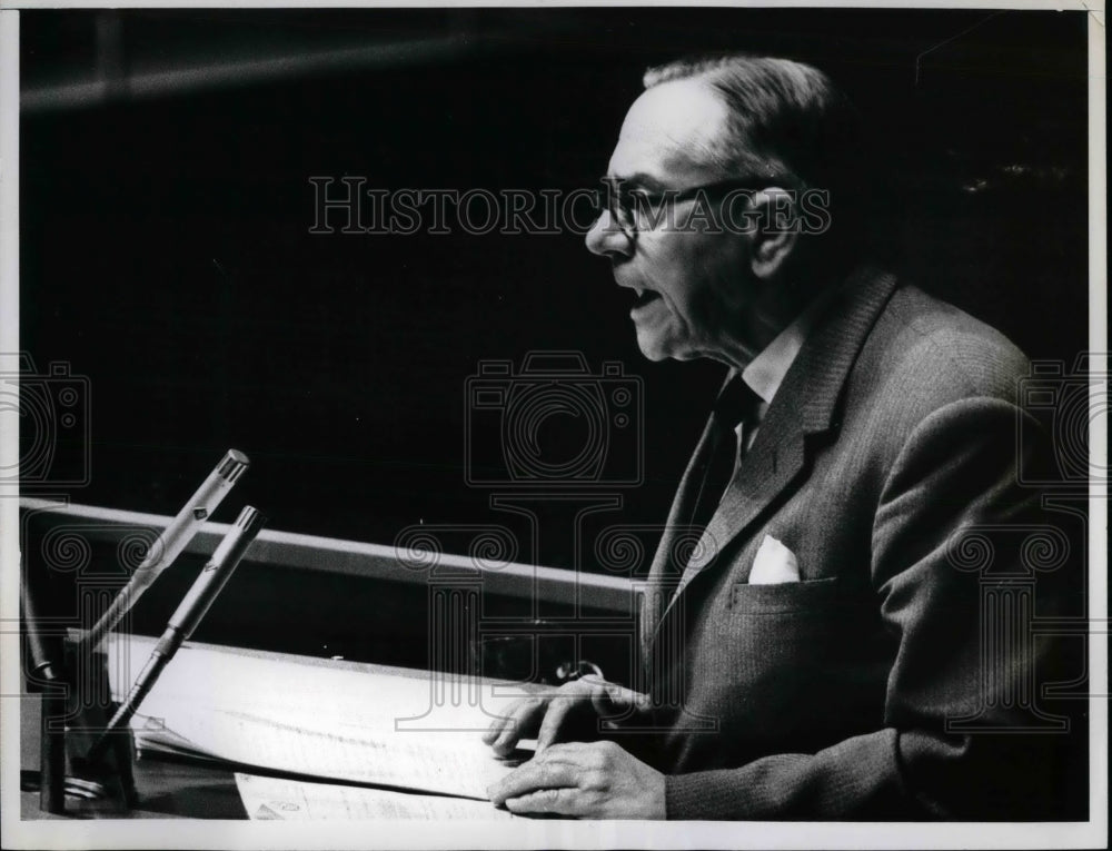 1962 South African Foreign Minister Eric H Louw Speaks - Historic Images