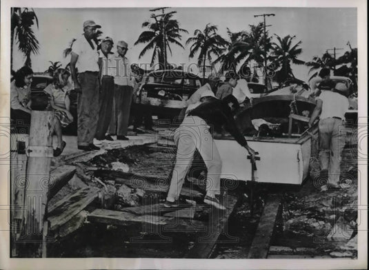 1951 Press Photo Miami Beach, Fla damage from a hurricane - nea37236 - Historic Images