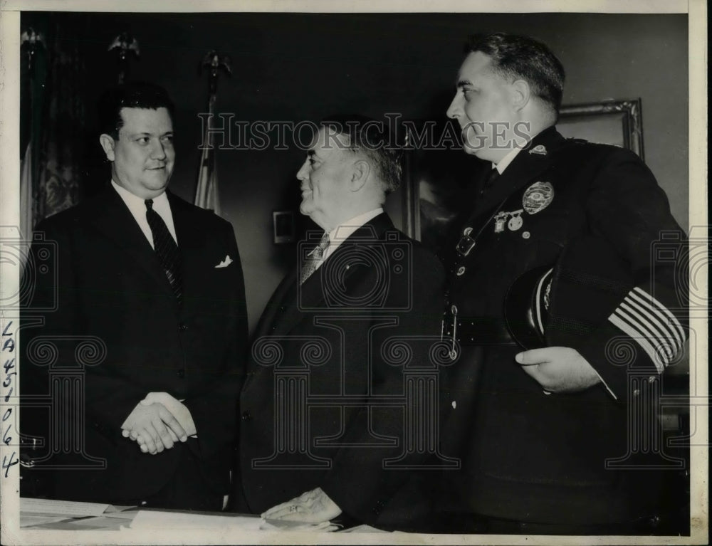 1938 Press Photo Greetings From Mexican Consul Rafael Heredia Jr. To LA Mayor - Historic Images