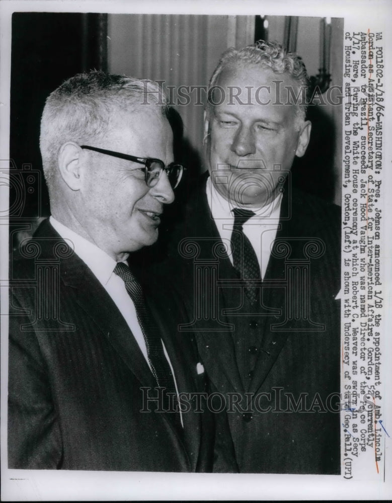 1966 Press Photo Pres. Johnson announced the appointment of Amb. Lincoln - Historic Images