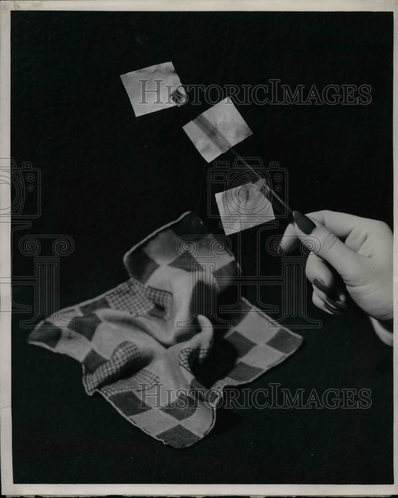 1945 Press Photo Physic Stick used by Behr-Manning Corporation of Troy, N.Y.-Historic Images