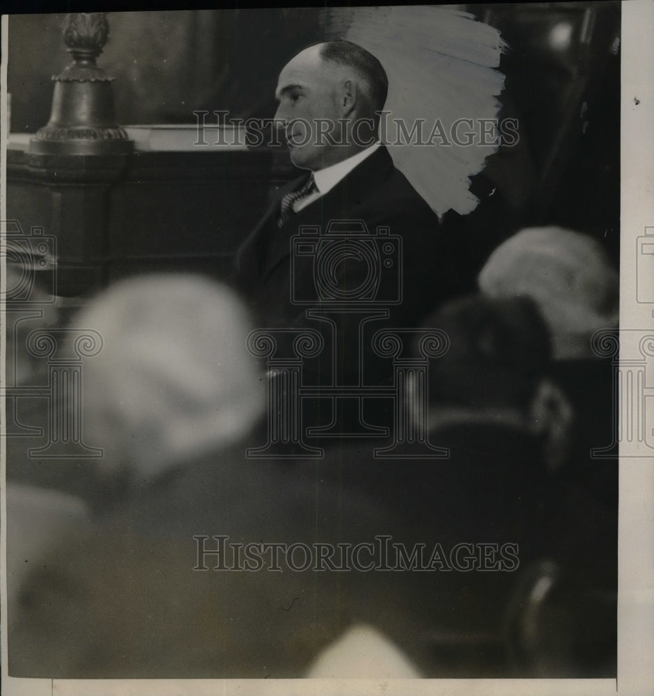 George M. Sipel testifying from the witness stand at the Hall - Historic Images