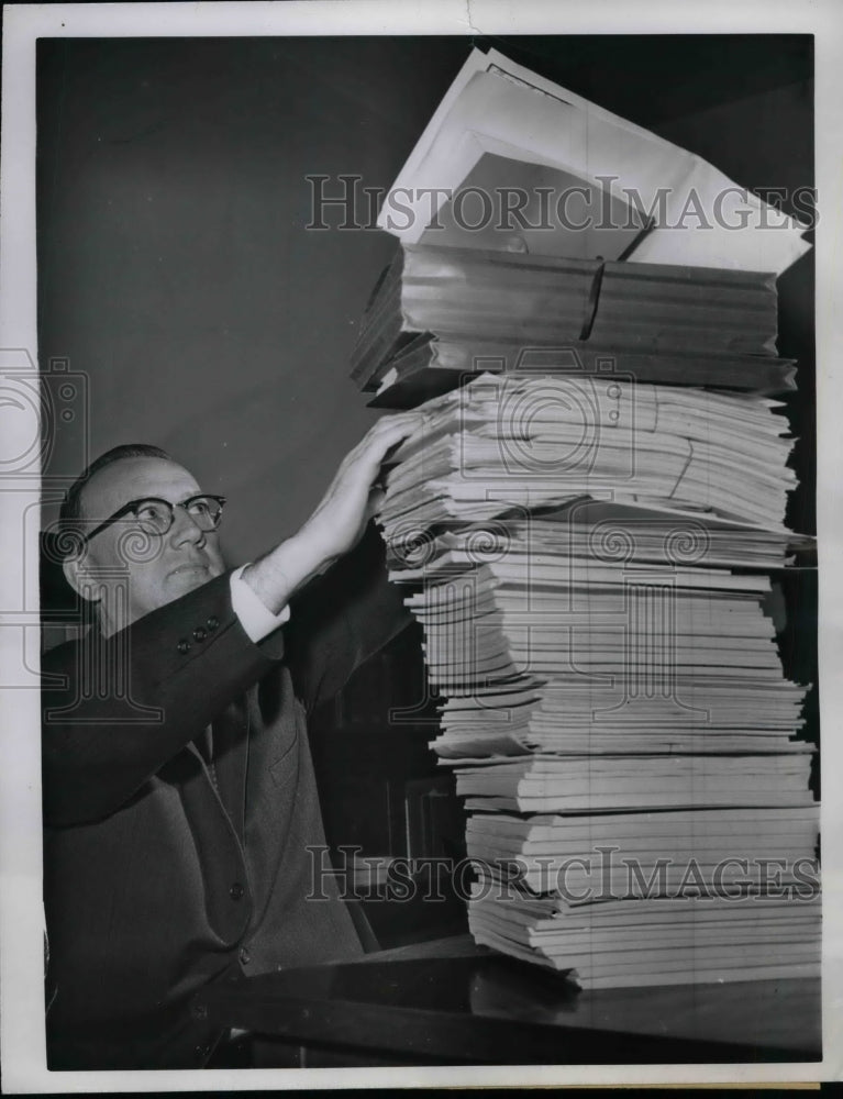 1960 Press Photo Jay Kyle, Federal Communications Commission Examiner - Historic Images