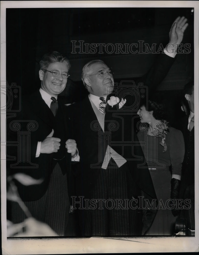 1939 Press Photo Governor-Elect Julius P. Heil, Governor Philip LaFollette - Historic Images