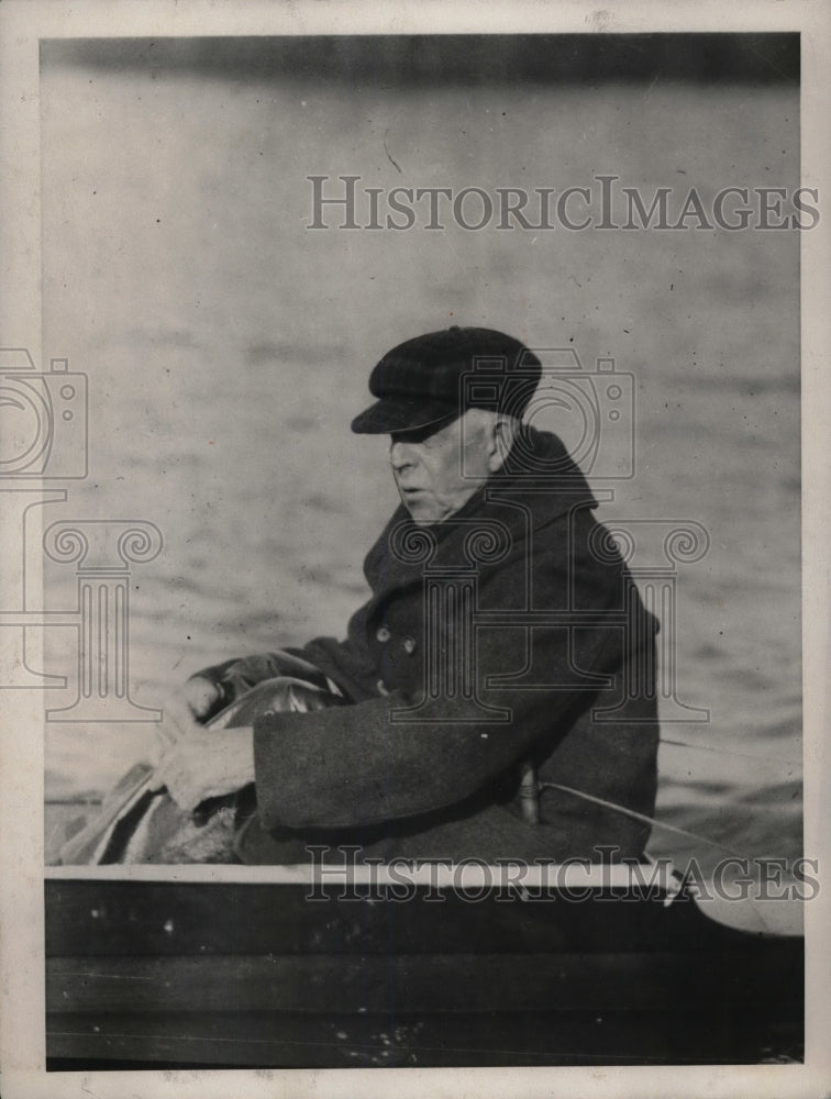 1923 Press Photo Coach Jim Ten Eyck, Mentor of Syracuse University Oarsmen - Historic Images