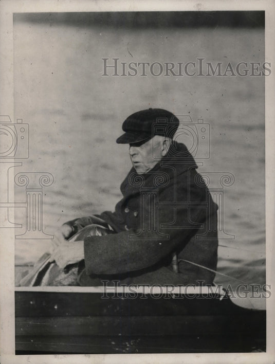 1923 Press Photo Coach Jim Ten Eyck, Mentor of Syracuse University Oarsmen - Historic Images
