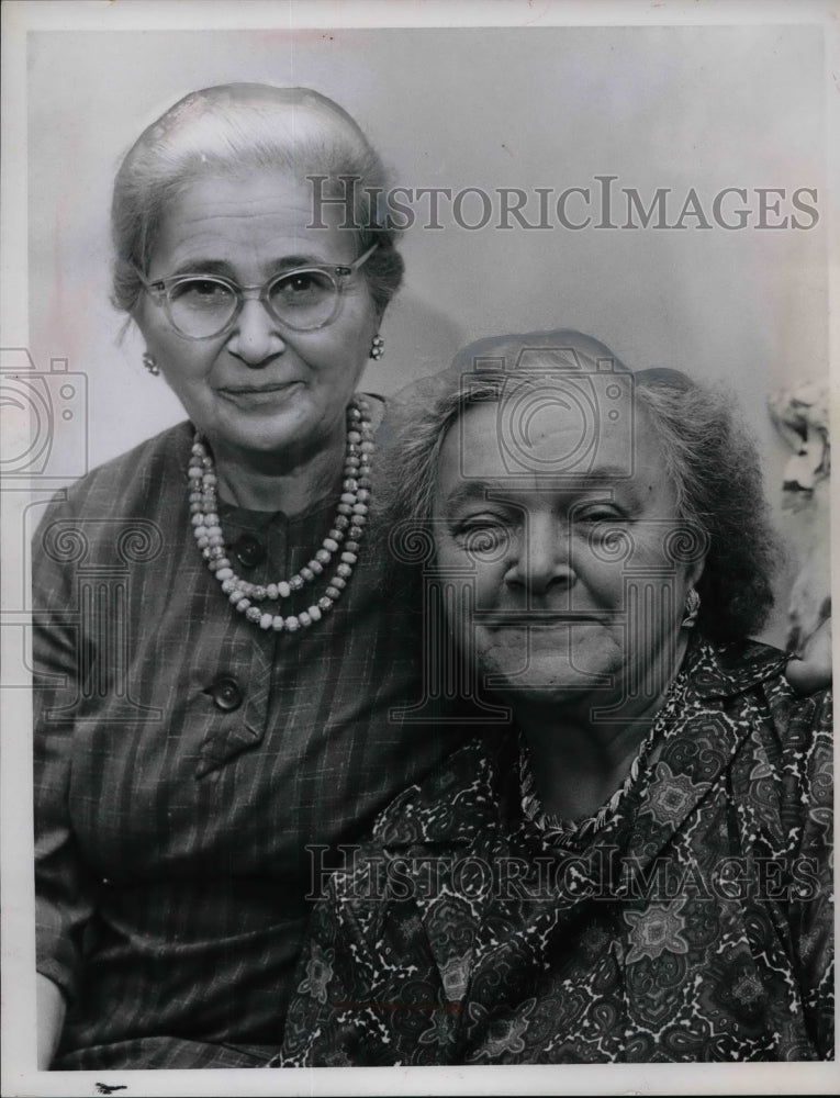 1966 Reunited sisters Mary Lanyi &amp; Emil Kish  - Historic Images