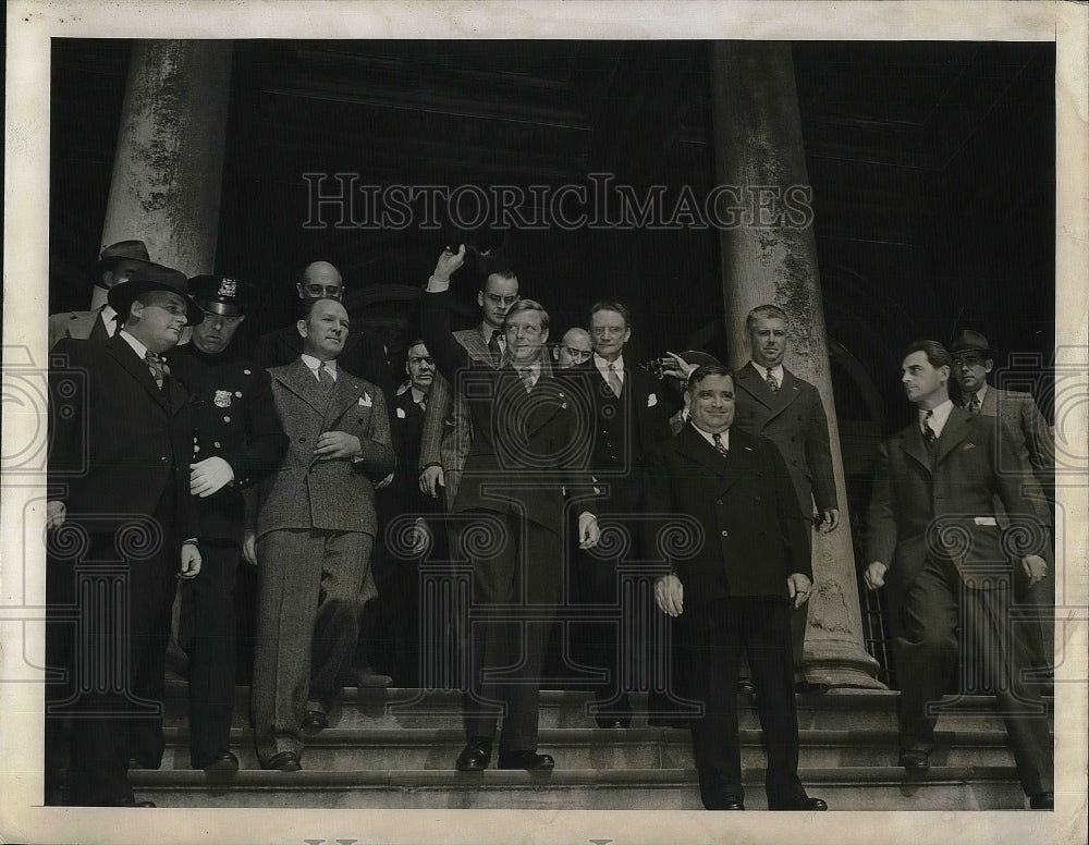 1941 The Duke of Windsor, Mayor LaGuardia, Visits City Hall in NYC - Historic Images